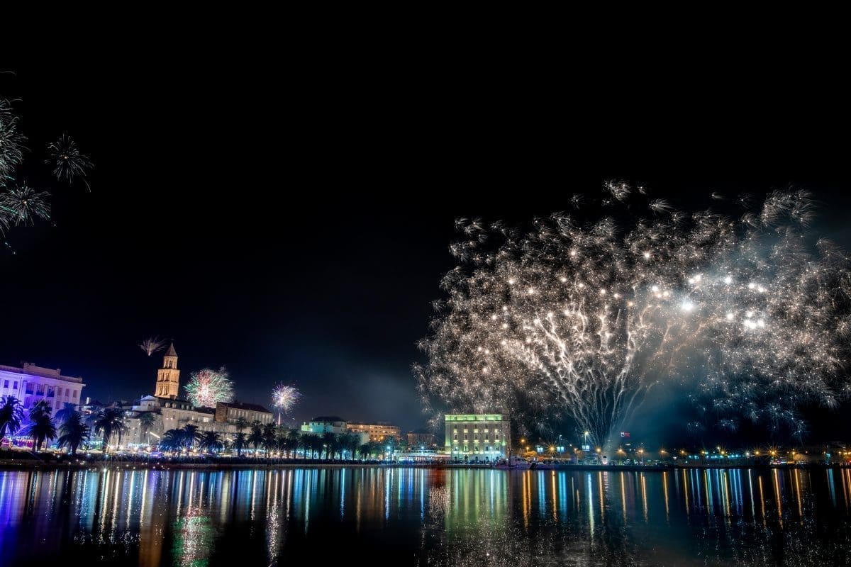 Četiri adventske zone pripremaju odličnu zabavu za doček Nove godine, evo detalja