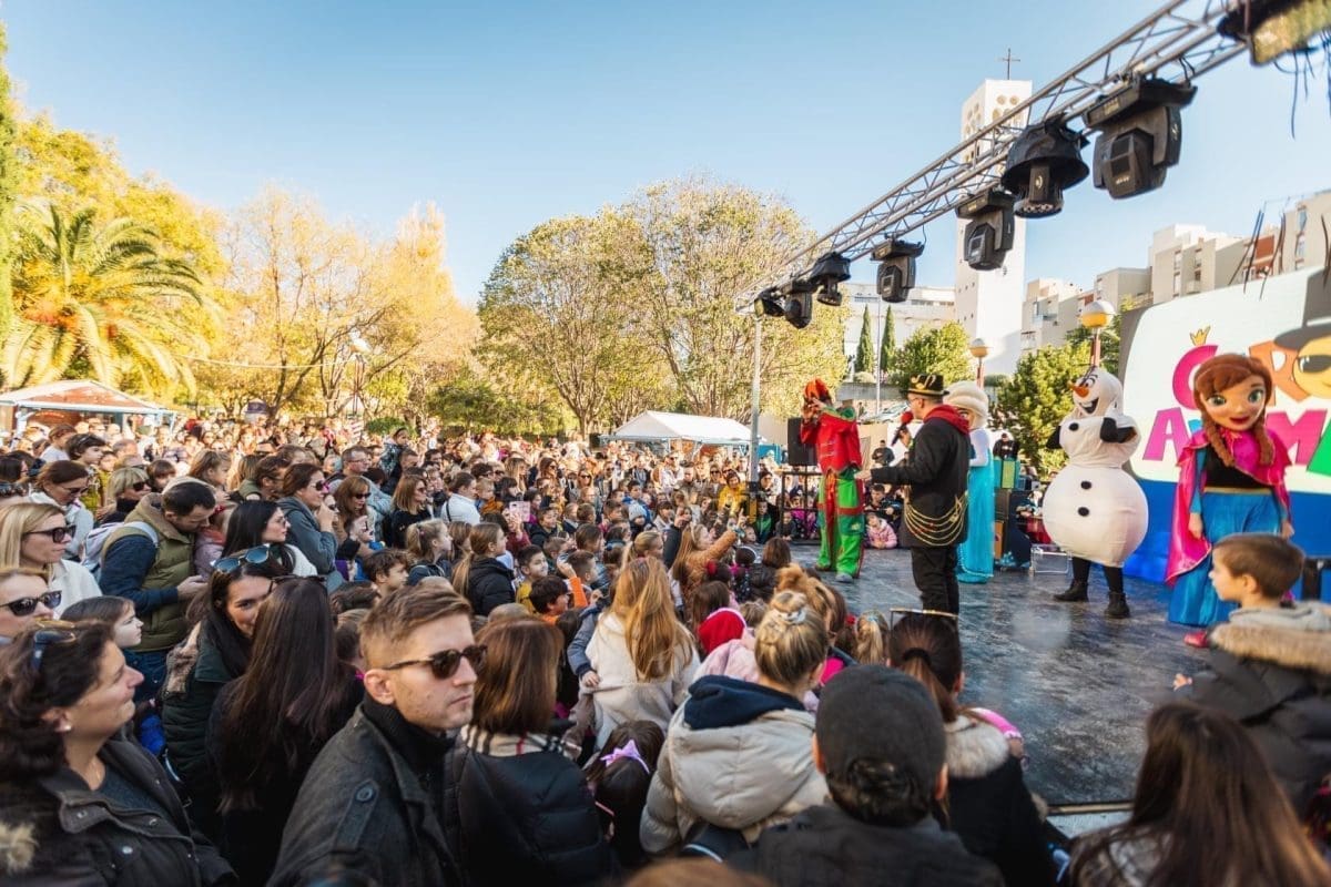 BADNJAK NA MERTOJAKU Bogati zabavni program: Za svakoga ponešto. Evo što su pripremili
