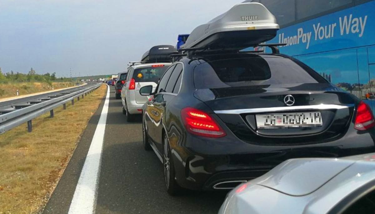 ZAKON JE JASNO PROPISAO Evo koliku ćete kaznu platiti vozite li presporo po hrvatskim cestama