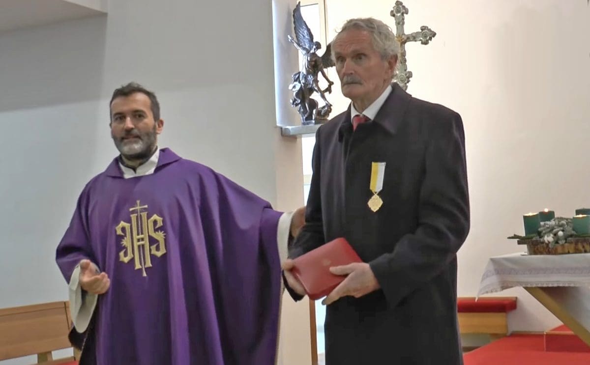 VIDEO Dalmatinski ribar dobio papino priznanje: Nagrada ga je toliko zatekla da mu je od sreće - pozlilo