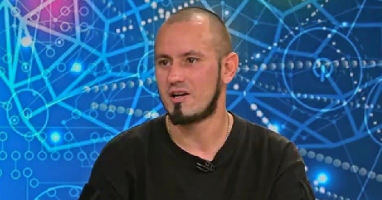 PRVI 'ČIPIRANI' HRVAT Jedini Hrvat s ugrađenim čipom osvrnuo se na priče da se cjepivom ljudi čipiraju