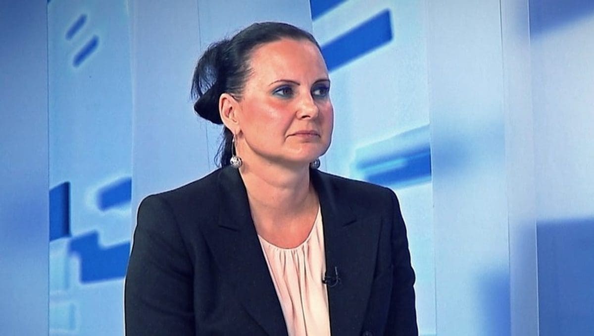 JOŠ JEDAN APSURD Na dan borbe protiv korupcije smijenjena žena koja je razotkrila uhljebljivanje