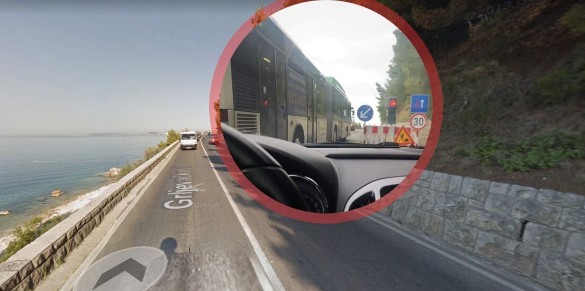 KAKVA BAHATOST Vozač omiškog privatnog putničkog autobusa "bez pardona" prolijeće kroz crveno