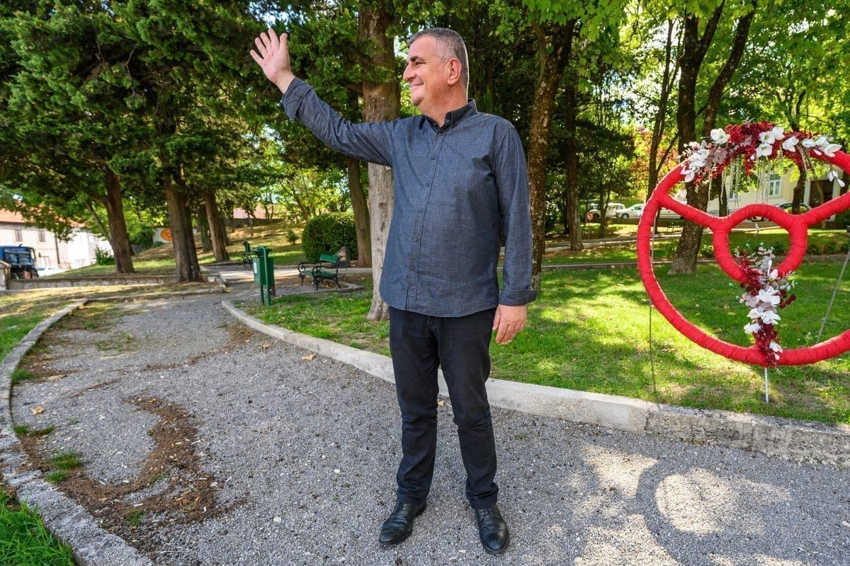 BULJ POZIVA "Dođite svi u slobodan grad Sinj na doček Nove godine"