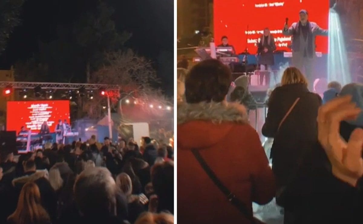 SHOW U SPLITU Advent na Mertojaku je pravi hit, Zlatko Pejaković je zagrijao publiku. Evo atmosfere