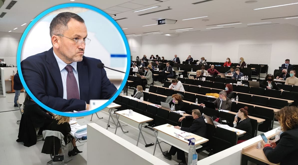 I TO SMO ČULI Šimundić spomenuo čokolino i govorio da nije kralj: "Ne razumijete demokratski sustav"