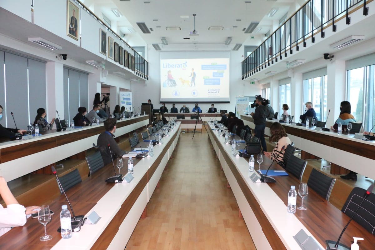 Okrugli stol „Studenti s invaliditetom u visokoškolskom obrazovanju“: "Jako je važna podrška Sveučilišta koju imamo"