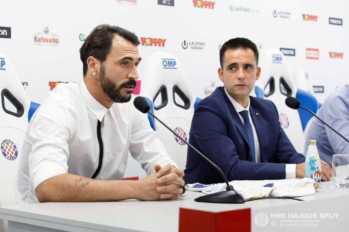 Bivši sportski direktor Hajduka preuzeo funkciju u velikanu europskog nogometa
