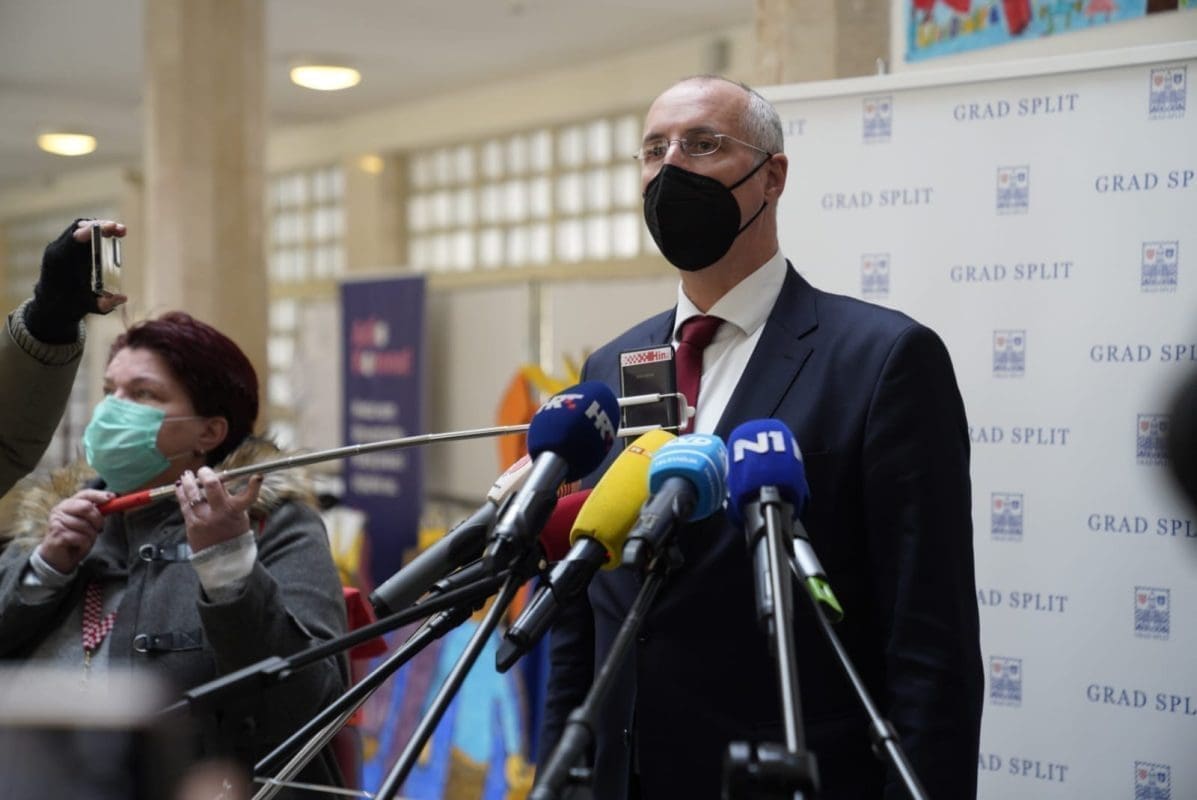 PULJAK NAKON SASTANKA S PLENKOVIĆEM: 'Tražili smo da grad Split dobije status velikog grada'