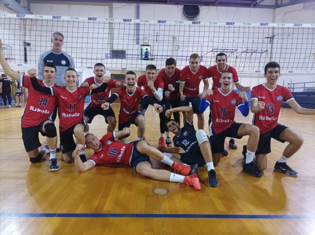 Juniori Ribole Kaštela drugu godinu zaredom osvojili prvenstvo Hrvatske