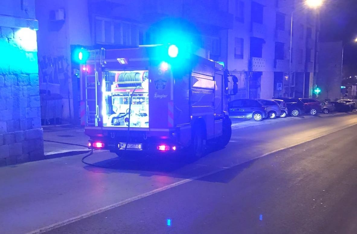 Vatrogasci dojurili u Zagrebačku ulicu u Splitu