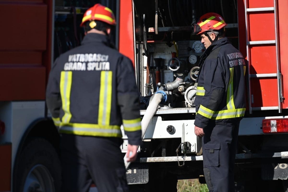 pozar-vatrogasci-ilustracija-zrnovnica-koresnica-naslovnica-nn (1)