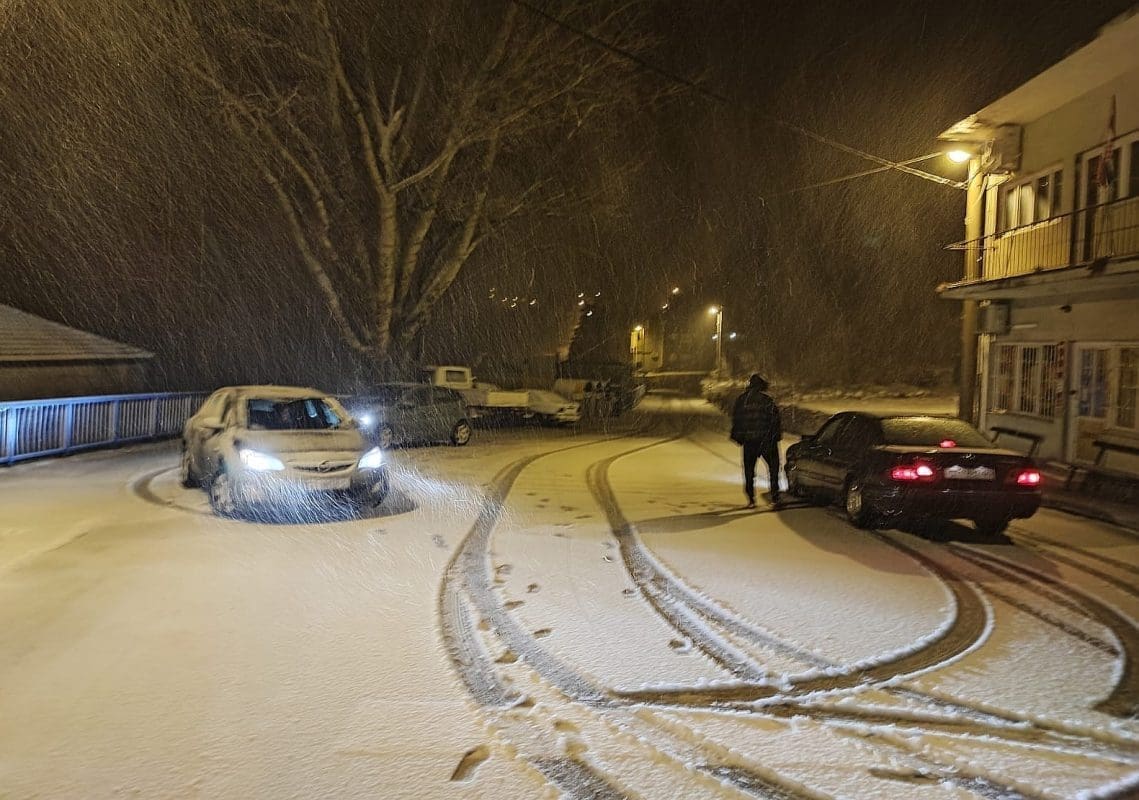 VIDEO Snijeg je zabijelio područja nedaleko od Splita