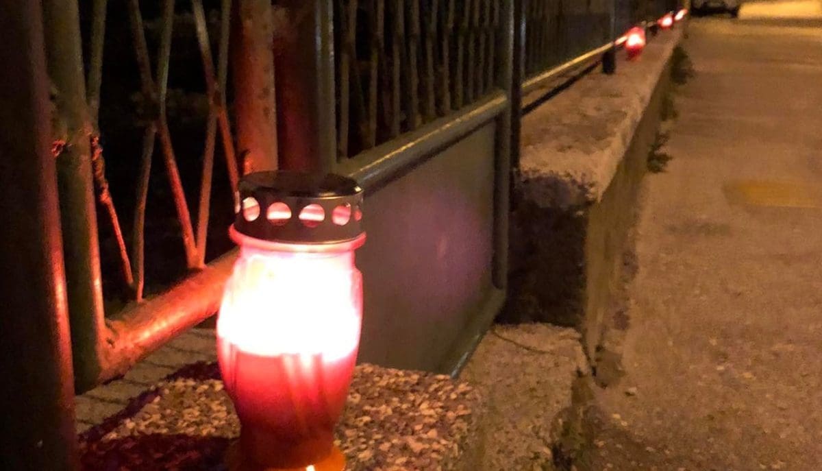 SPLIT TUGUJE Pale se svijeće za preminulu medicinsku sestru