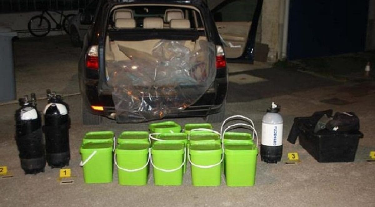 Policija dva muškarca uhvatila s preko 200 kilograma morskih trpova u BMW-u