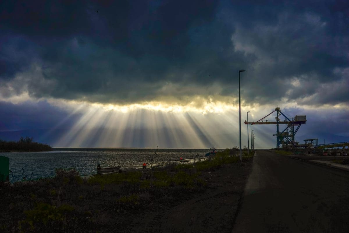 Zapad zemlje zahvatili zahlađenje i snijeg. Od Vruje do Neretve zalazak je bio spektakularan