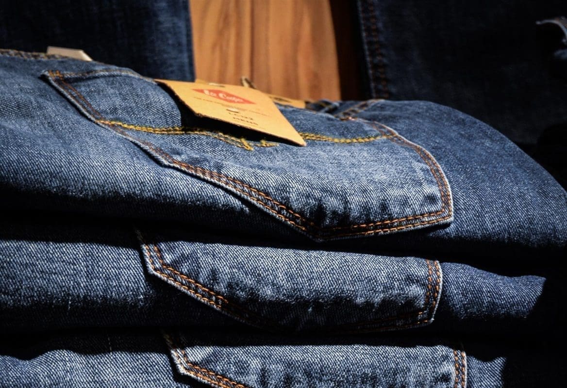 Nove traperice vam smrde? Evo zašto se to događa i kako se riješiti neugodnog mirisa