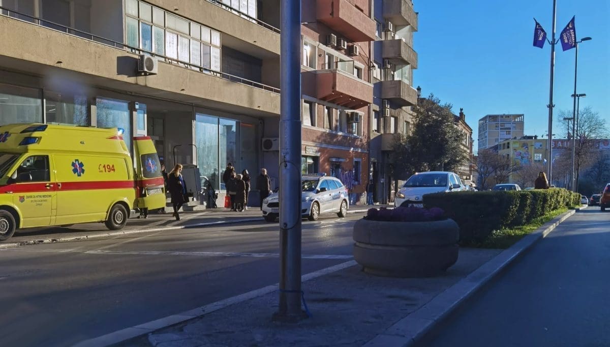 U centar Splita dojurila hitna: Usprkos brzoj reakciji, osoba preminula nakon što joj je pozlilo