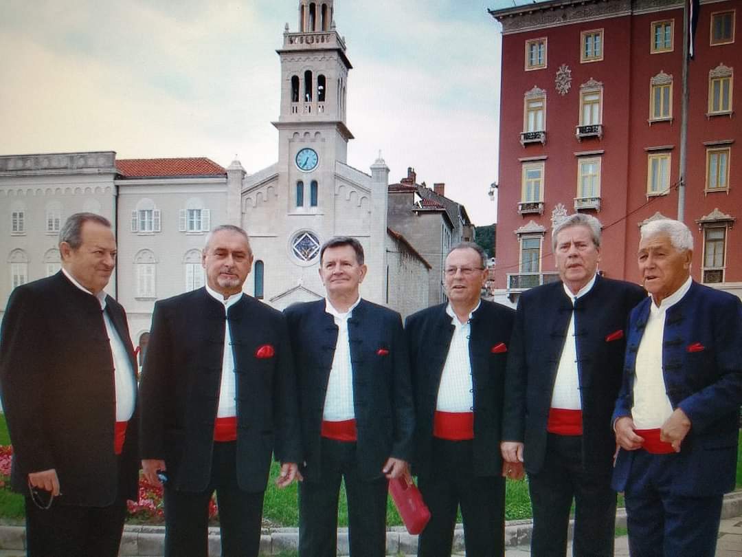 ODLAZAK KLAPSKE LEGENDE Preminuo član klape Lučica: "Sad je Lučica na pola"