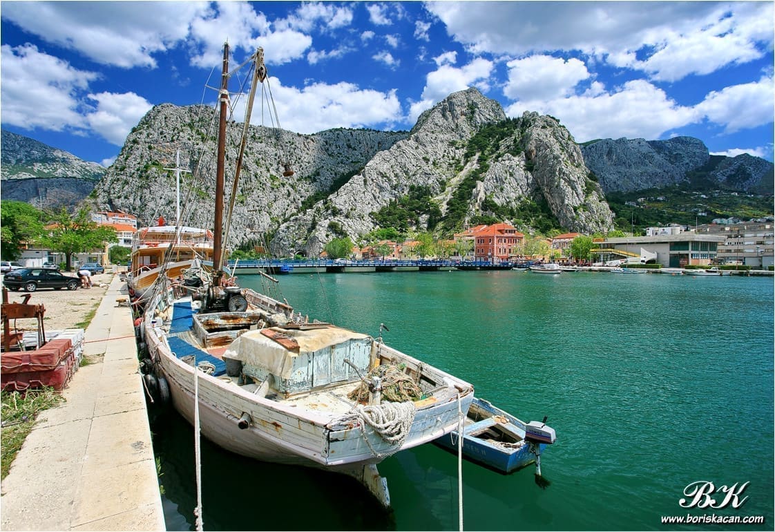 Omiš: Provaljeno u brodsku kabinu, šteta oko 8 tisuća kuna