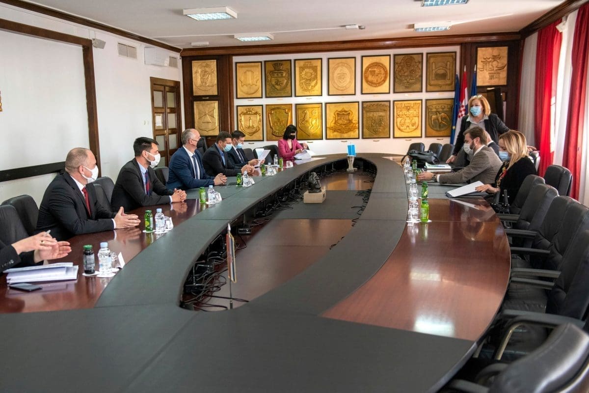 PULJAK UGOSTIO MINISTRA ĆORIĆA Izvijestio ga o ambicijama Grada da se unaprijedi standard gospodarenja otpadom