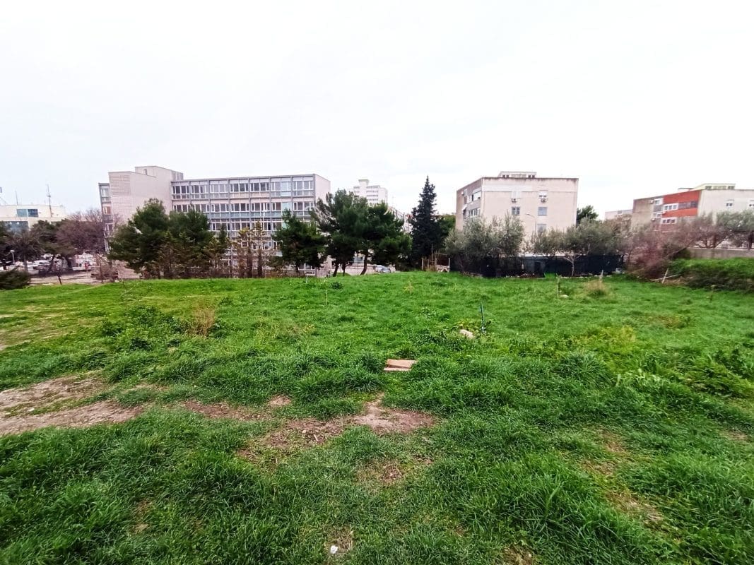 LIJEPA PRIČA O SURADNJI NA SKALICAMA Udruga Permakultura Dalmacija: "Vidjeli smo priliku da pokažemo svu širinu svojih znanja i kapacitet za realizaciju infrastrukturnih i edukativnih projekata"