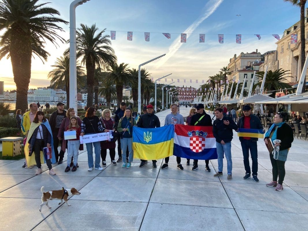 VELIKO SPLITSKO SRCE Ukrajinski jedriličari "pronašli" krov nad glavom, akcija se nastavlja i dalje