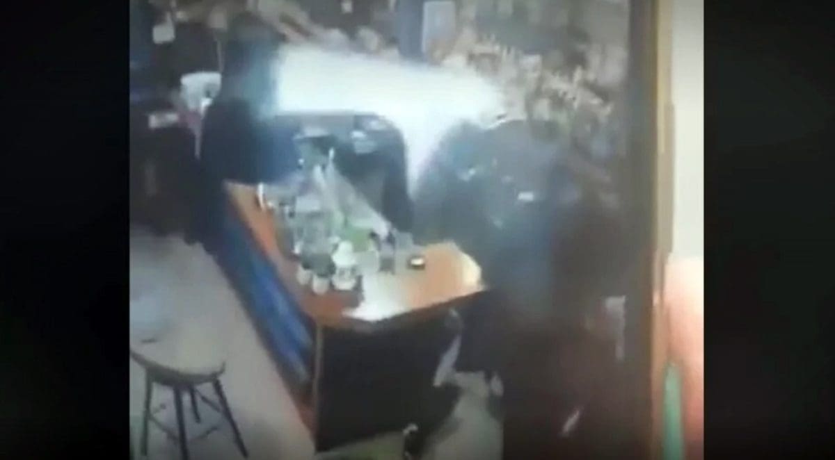 DRAMA NA ISPITIVANJU Osumnjičeni za brutalno ubojstvo urlao, pokušao se otrgnuti i pobjeći kroz prozor