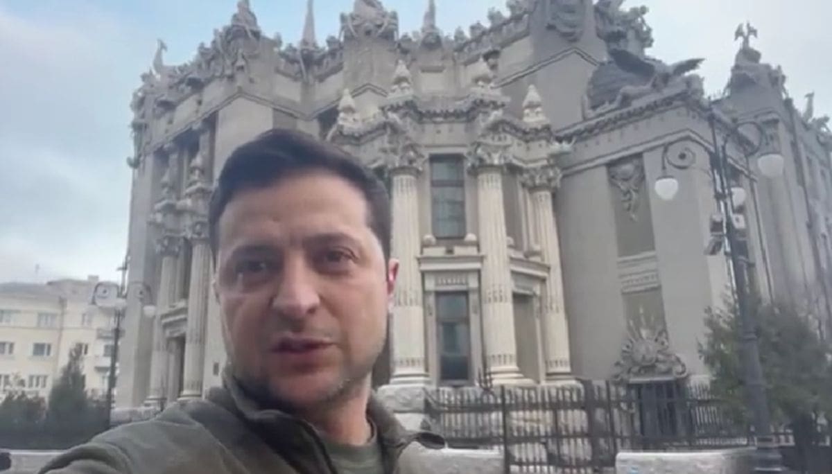 ŽESTOKE BORBE NA ULICAMA KIJEVA Ukrajinski predsjednik poručio: Ne vjerujte lažima. Nećemo se predati