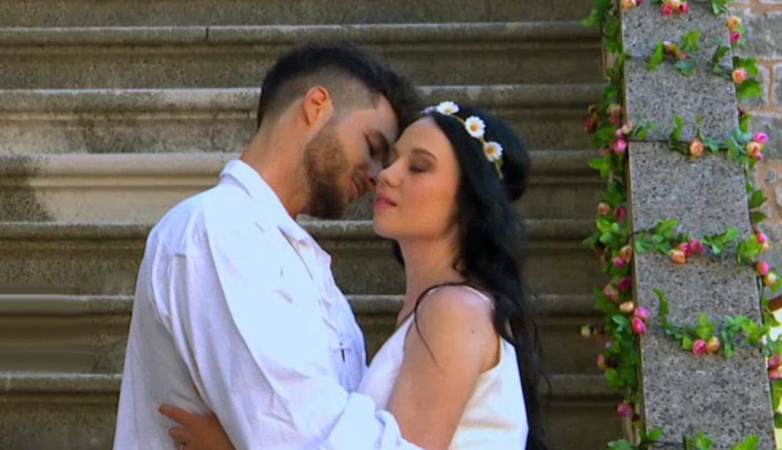 PAO PRVI POLJUBAC Mariju oduševio Gospodin savršeni: "Osjećam se sigurno u Tonijevim rukama"