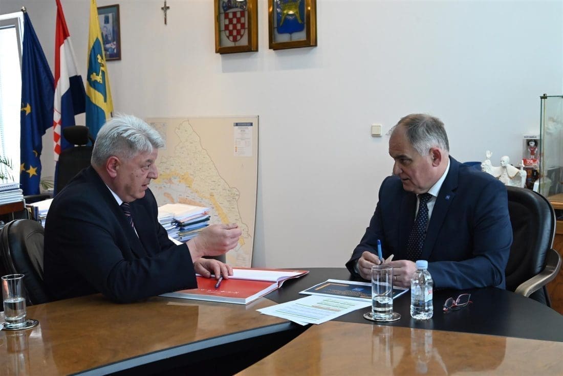 Župan Blaženko Boban u radni posjet primio župana Primorsko-goranske županije Zlatka Komadinu