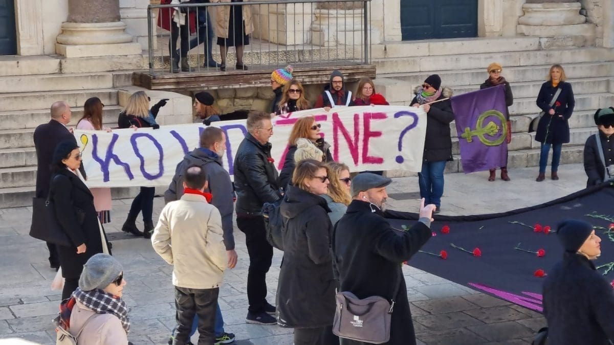 dan-zena-u-splitu-domine (1)