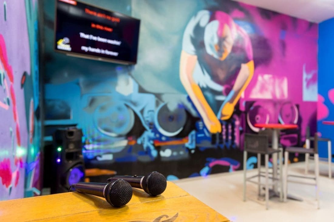 NAJBOLJI PARTY U GRADU Splitski studenti znaju kako partijati u domu cijeli dan, a ne skupiti prijavu