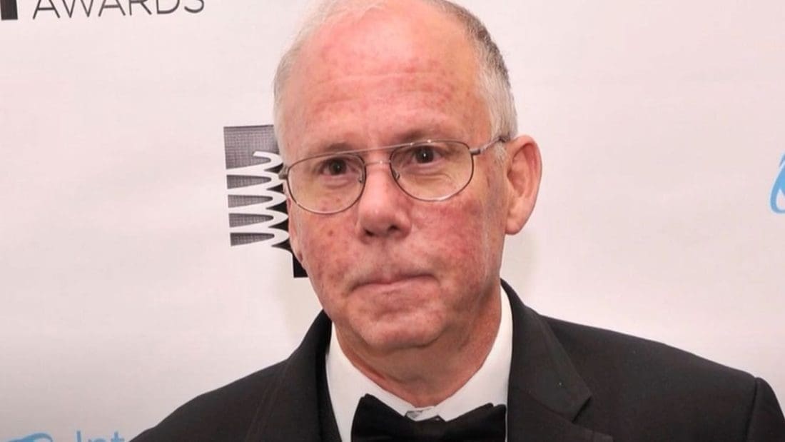 UMRO JE TVORAC GIF-ova Znate li tko je on bio?