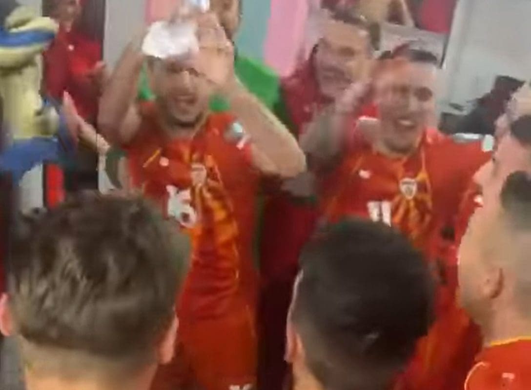 VELIKA FEŠTA Hajdukovac slavi sa svojim reprezentativcima: "Tko ne poludi taj nije normalan!"