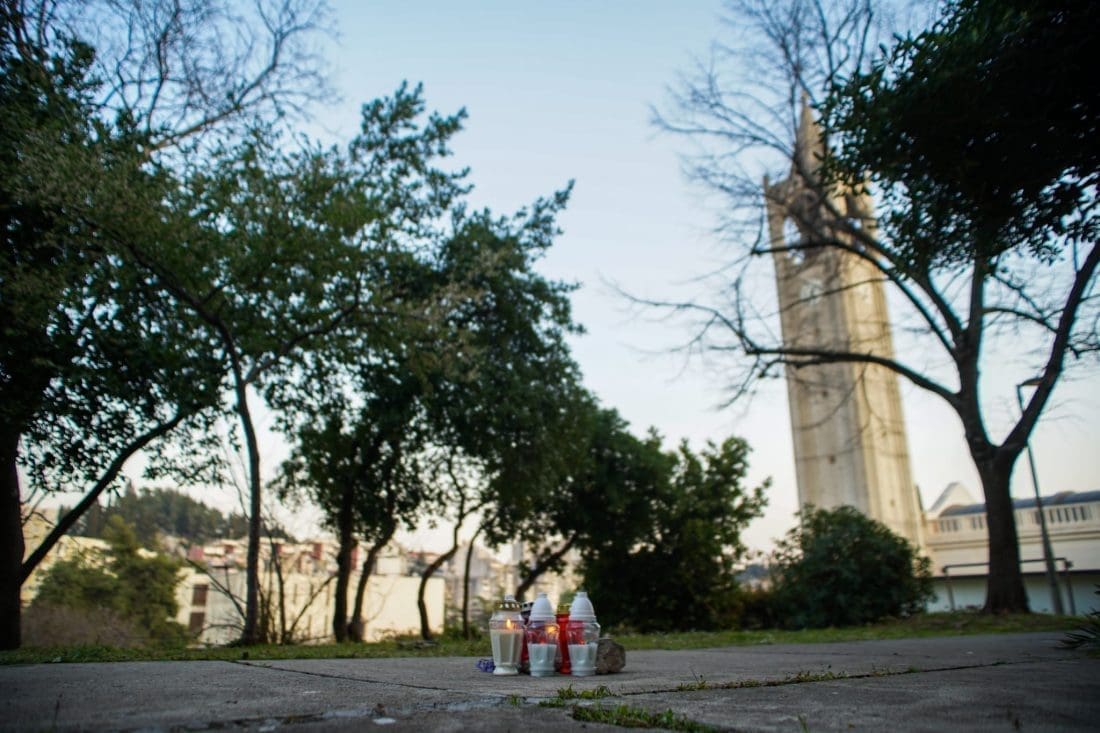 MJEŠTANI PLOČA NE PAMTE OVAKVU TRAGEDIJU: "Normalan čovjek to ne može napraviti. Tako dočekati dijete na putu do škole"