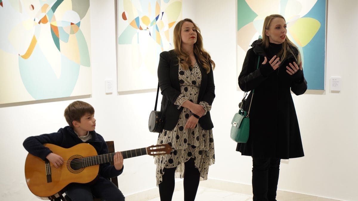 Svečano otvorena samostalna izložba splitske akademske umjetnice Tee Morić Šitum u Muzeju grada Splita