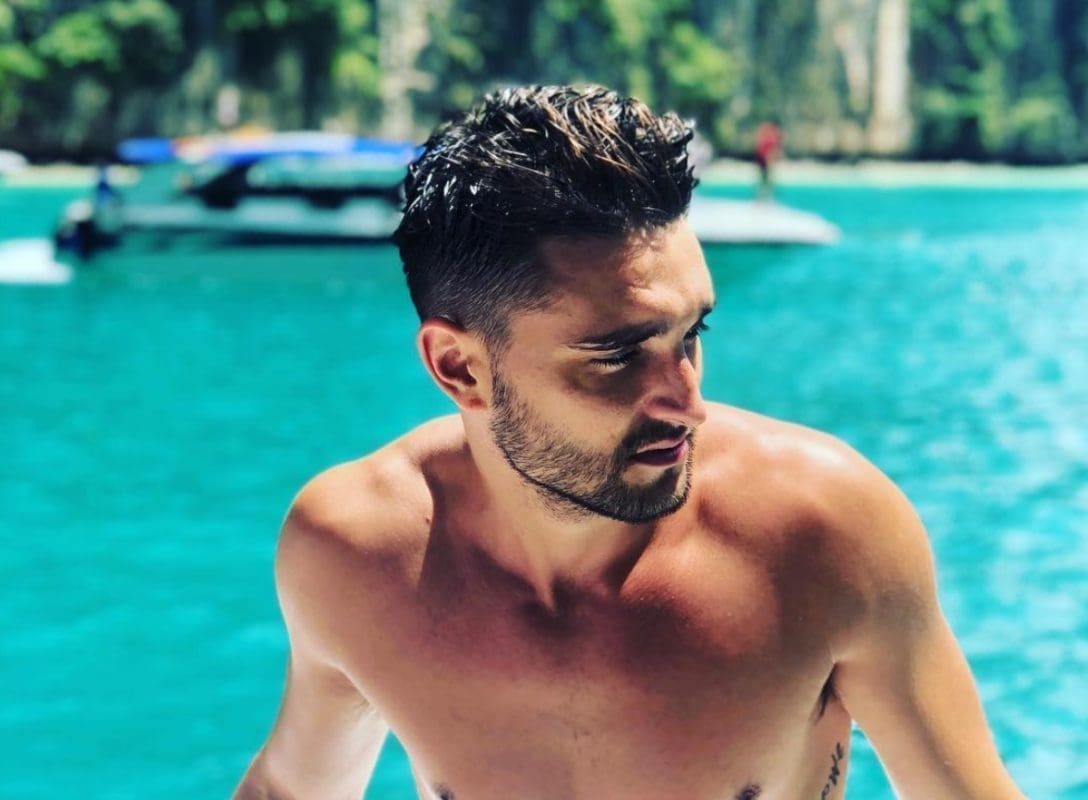 Preminuo 33-godišnji pjevač popularnog boy benda, izgubio je bitku s teškom bolesti