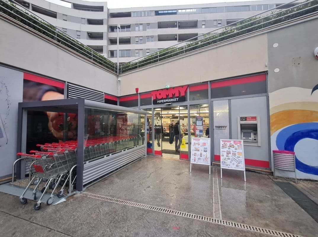 OVO ĆE OBRADOVATI KUPCE Otvoren potpuno obnovljeni Tommy hipermarket u Splitu, zavirili smo unutra