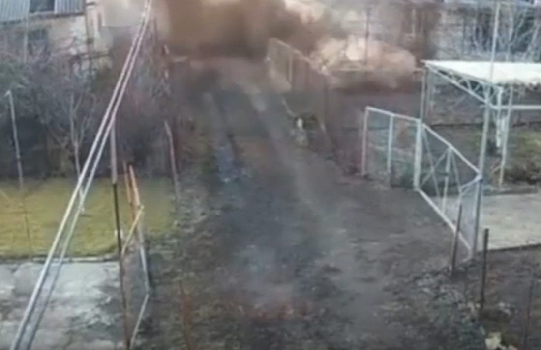 UŽASNA TRAGEDIJA Ispod ruševina izvukli dva mrtva djeteta i ženu