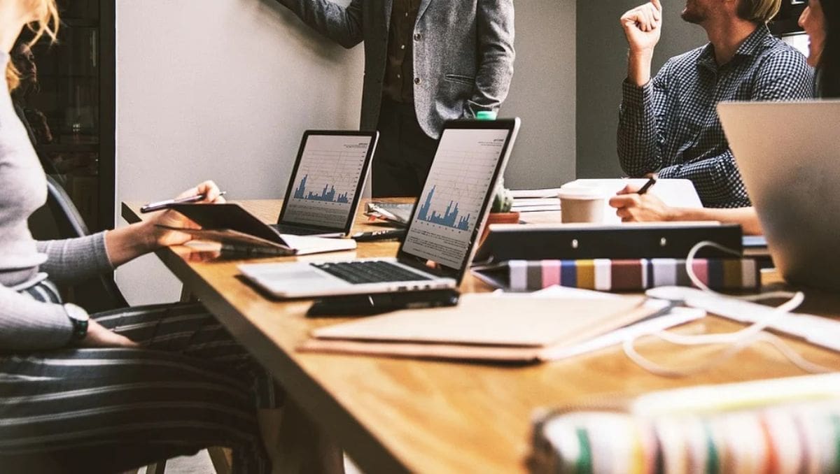 Sajam poslova u Mostaru – prilika za osiguranje sezonske radne snage