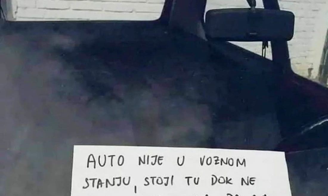 URNEBESNA PORUKA NA AUTU: "Ako ti toliko smeta, zapali ga...boli me k****"
