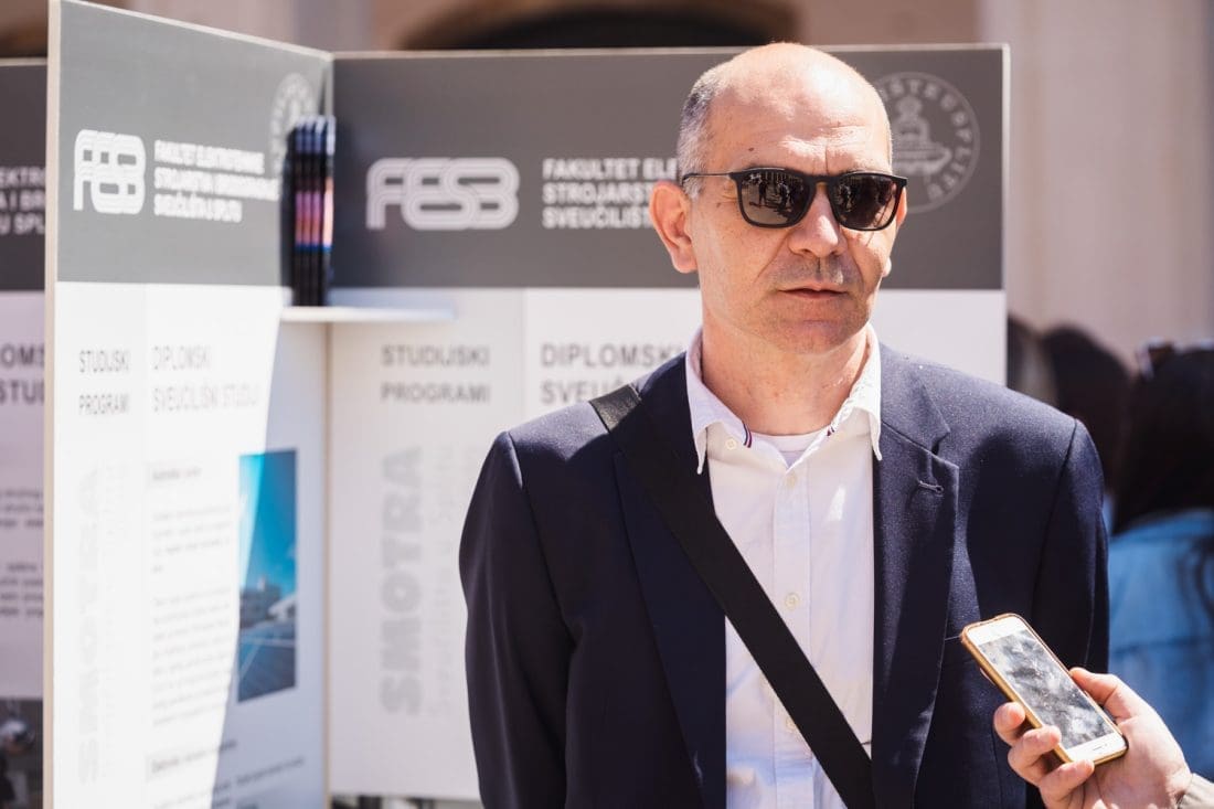 TUGA JE GOLEMA Dirljivu poruku nakon smrti omiljenog profesora uputili iz ICT-a Županija: "Šokirani smo i jako potreseni"