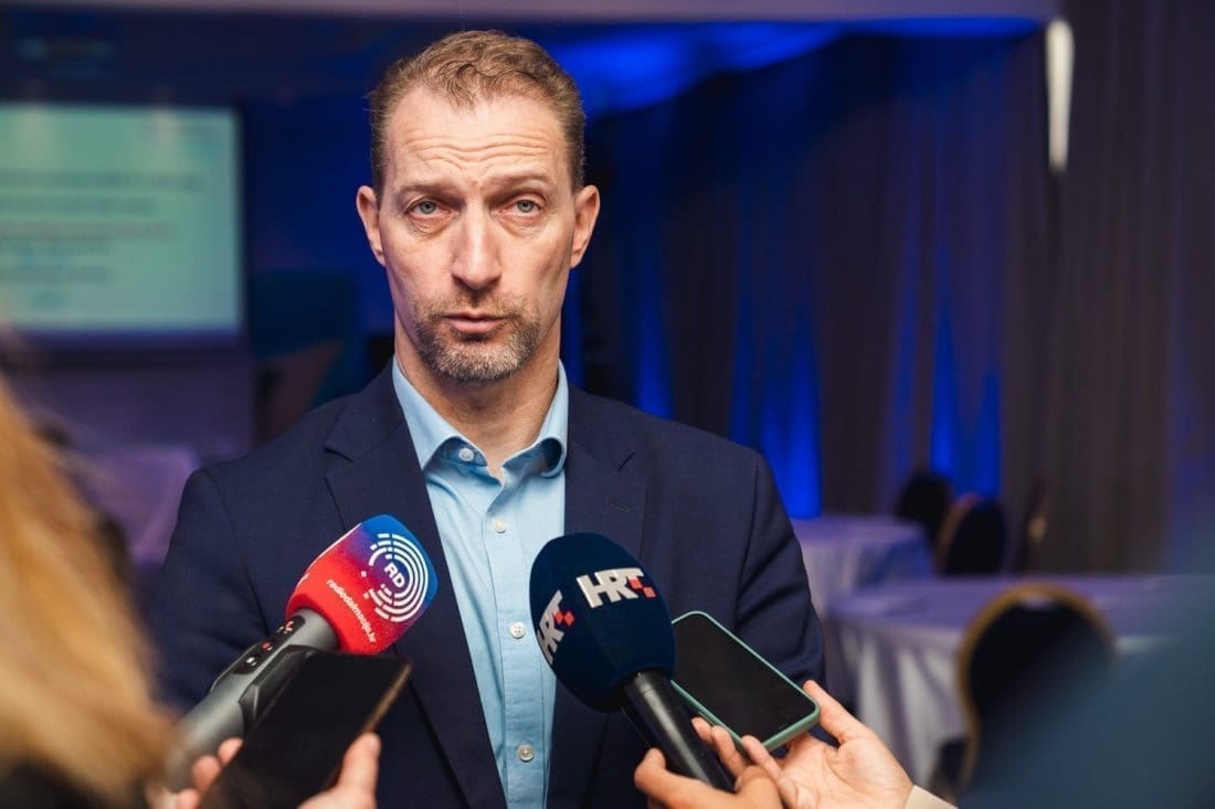 4-6-hotel-park-presica-1