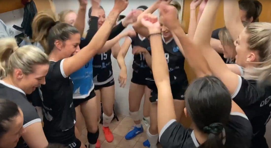 Fešta u svlačionici uoči dolaska Dinama: U utorak svi u Kaštela, navijamo za kaštelanske odbojkašice