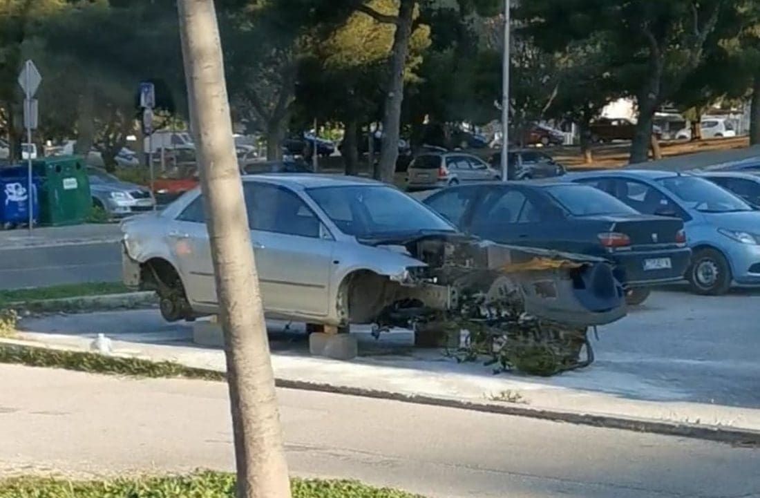 ČUDAN PRIZOR U SPLITU "Netko radi veliki servis"