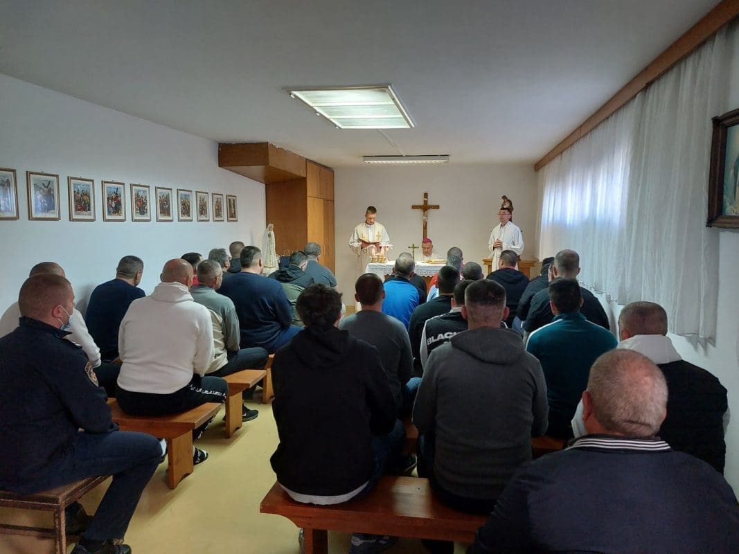 USKRS U ZATVORU Na Bilicama zatvorsku kaznu služe 190 muškaraca i tri žene