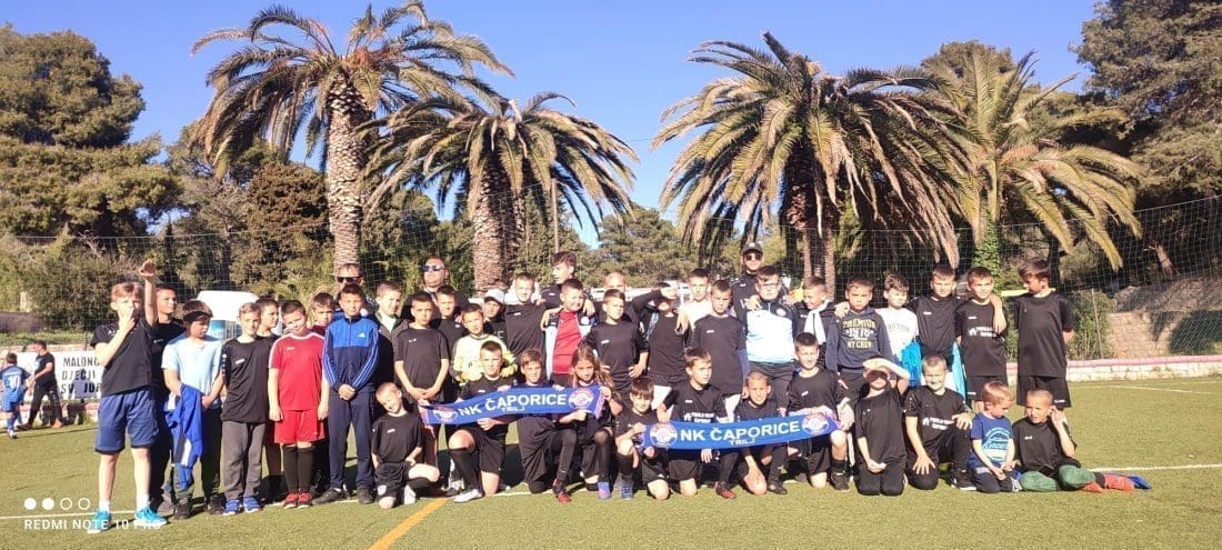 TURNIR ZA PAMĆENJE NK Čaporice vraćaju se s Visa s osvojenim drugim mjestom: "Jedini cilj nam je da naša djeca postanu dobri ljudi"