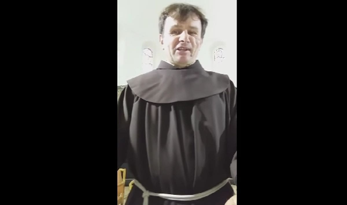 POPLJUVALI GA U KOMENTARIMA Fratar objavio: 'Kakav potres? Odavno nisam ovako uživao...'