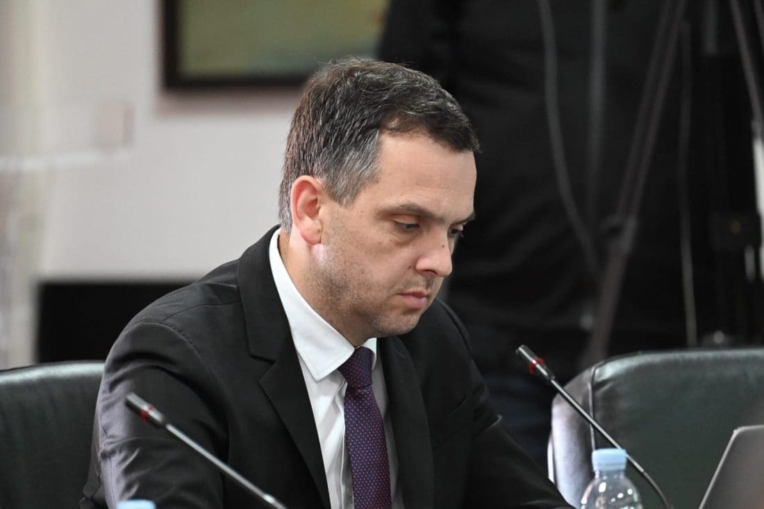 ŠTO ĆE BIT SA SPLITSKIM PARKING GARAŽAMA? Franić opleo po direktoru Split Parkinga: "Vi sa srednjom školom vodite ovu tvrtku. Već 10 godina studirate u Mostaru"